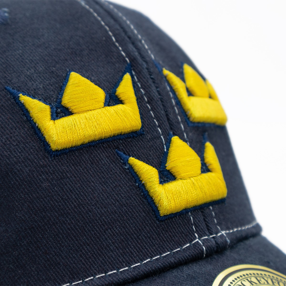 Vintage Trucker Cap Tre Kronor Navy & Off-White